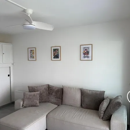 アパート T2 Port *